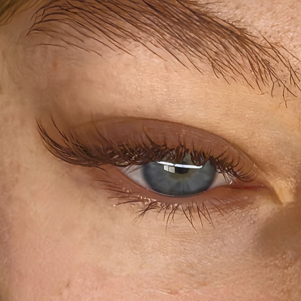 Наращивание ресниц 2D