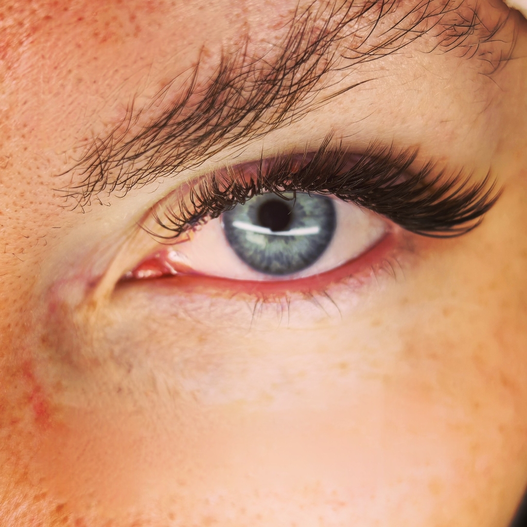 Наращивание ресниц 1,5D