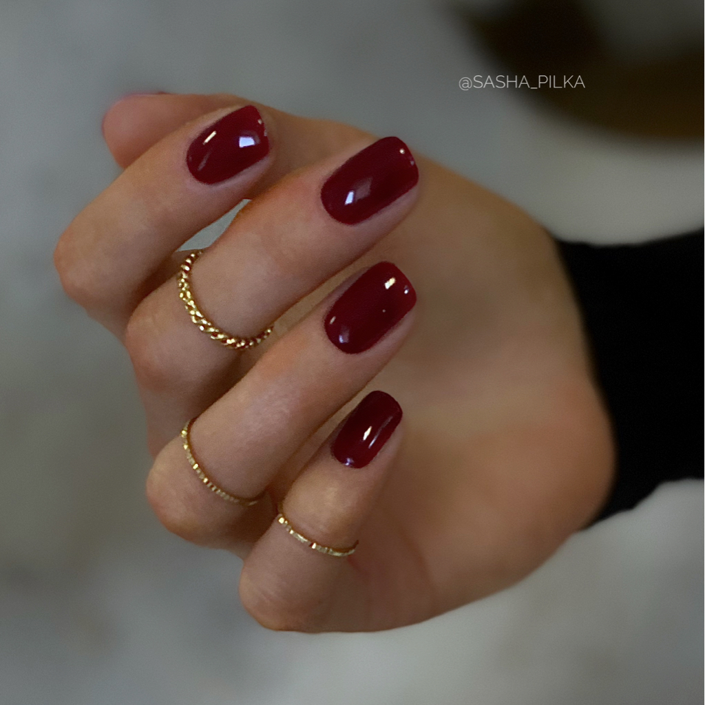 Маникюр + укрепление базой + покрытие цветом