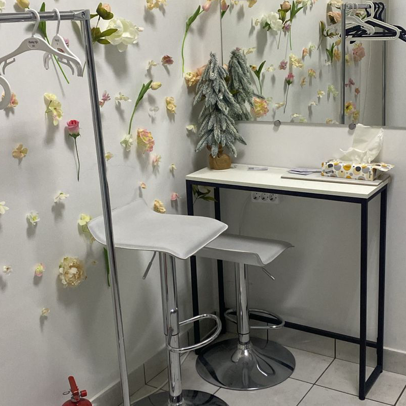 Аренда гримерного места Основной зал