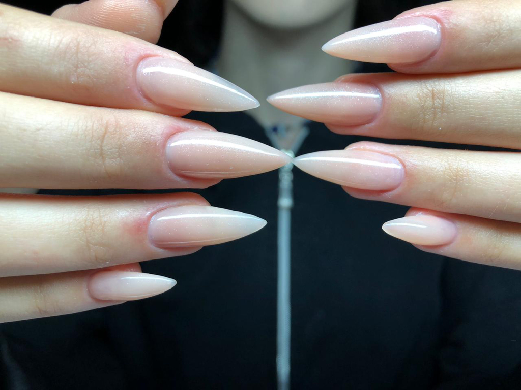 Маникюр с покрытием гель-лак