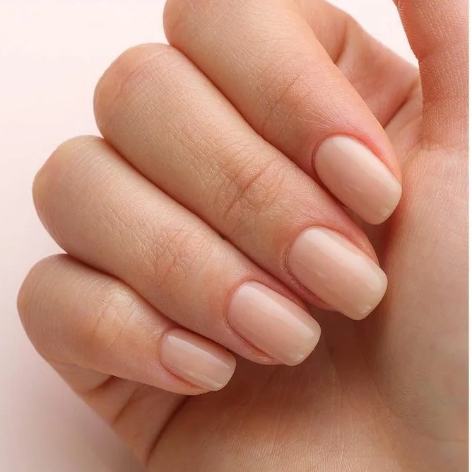 Маникюр комбинированный