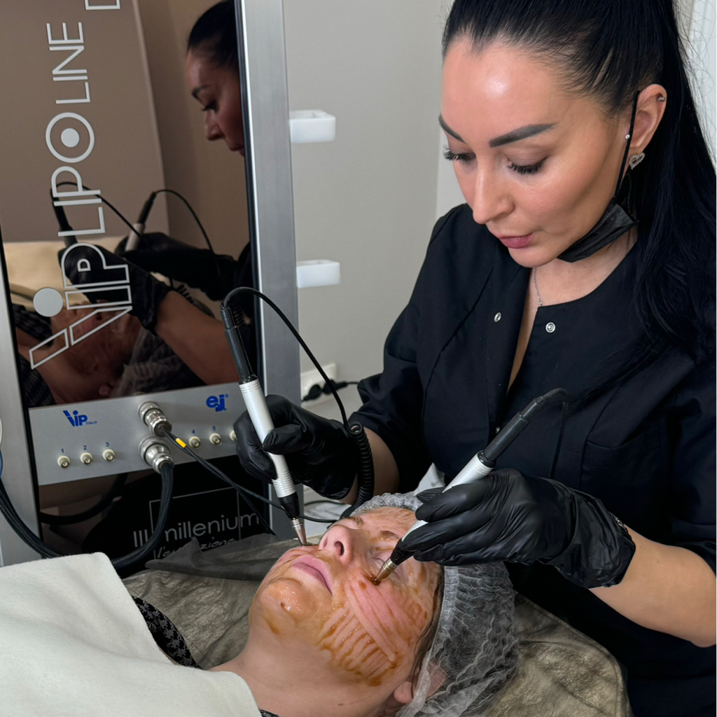 Microgei +Старвак лицо