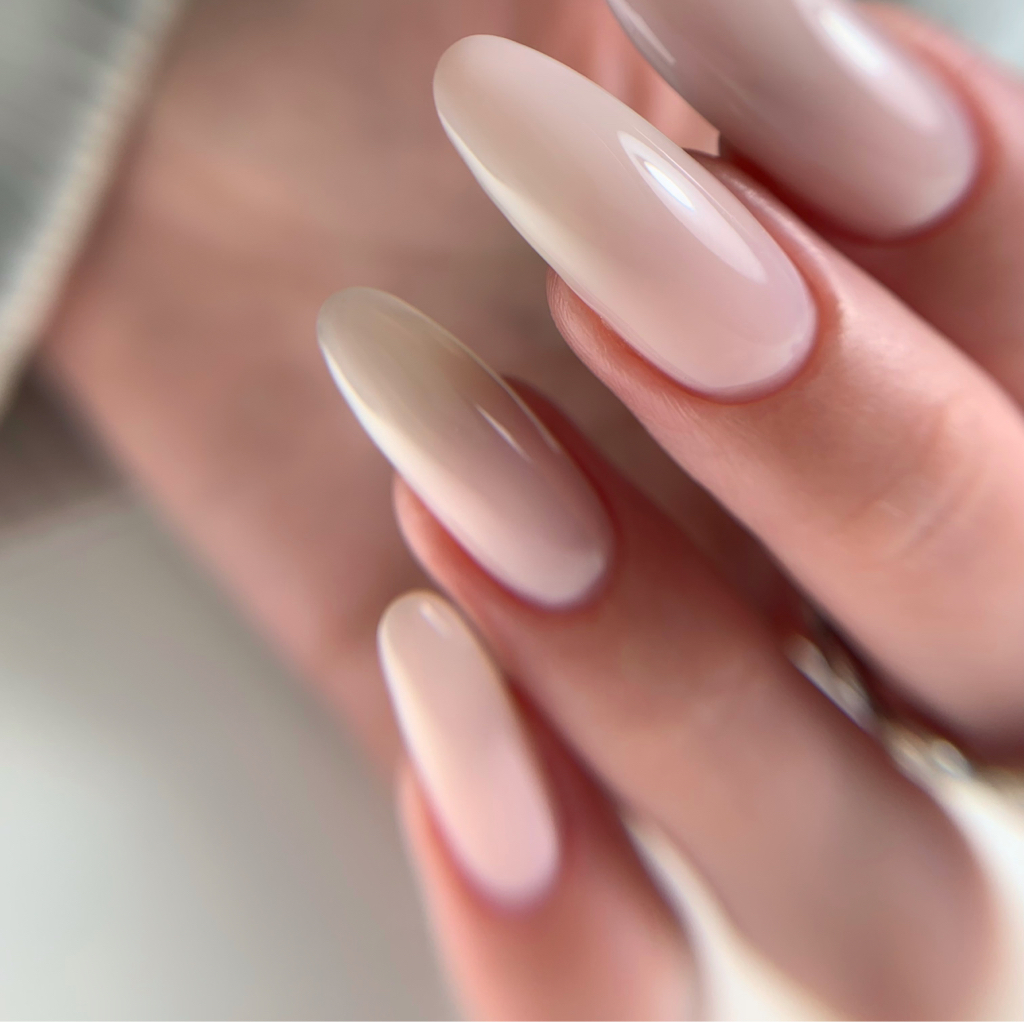 Manicure żelowy ( długie paznokcie)