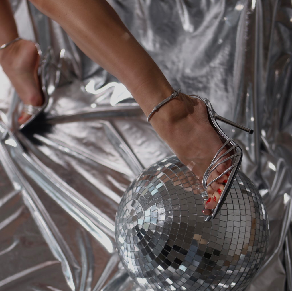 Pedicure kosmetyczny( stopy i paznokcie)