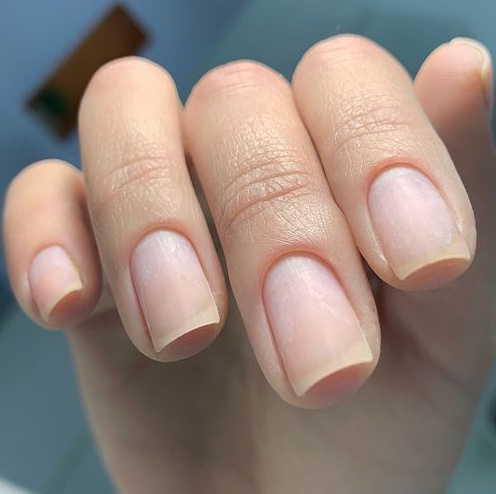 Маникюр без покрытия