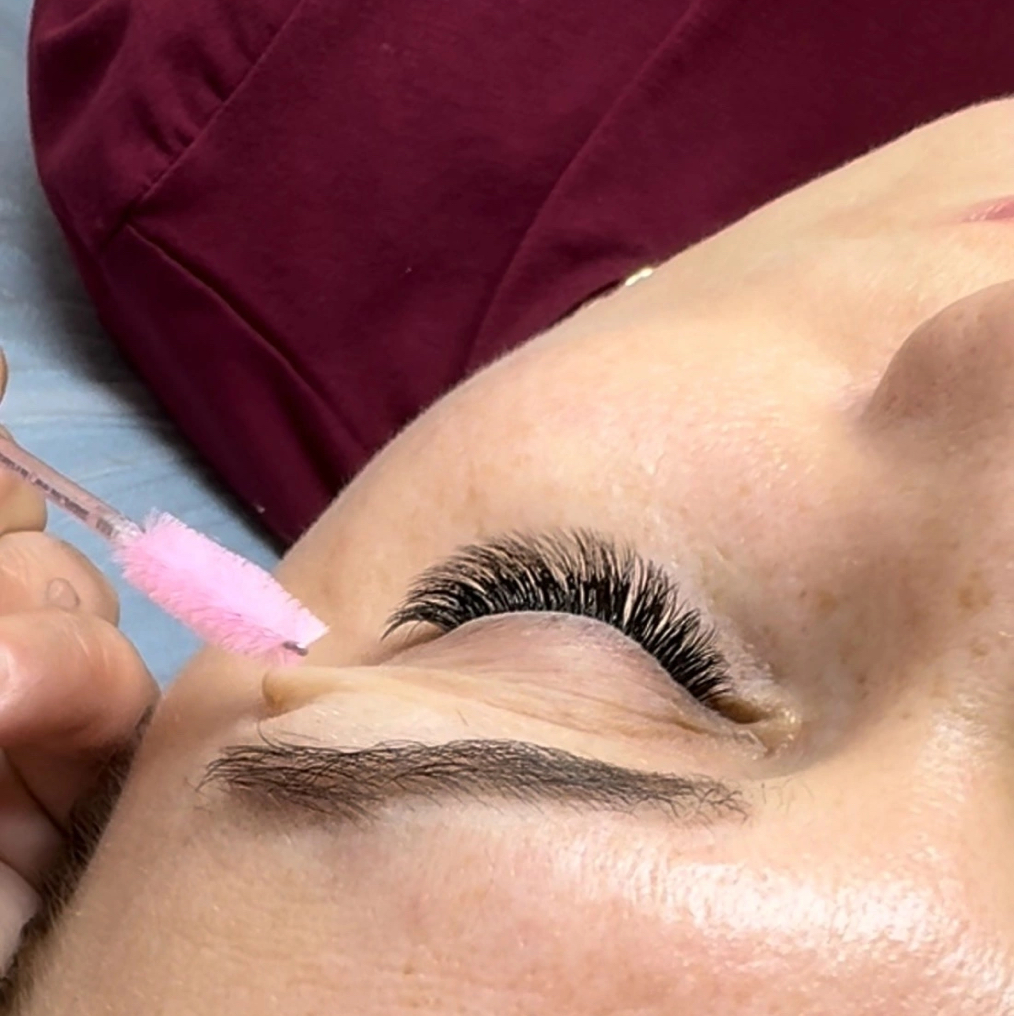 Наращивание ресниц 2 д