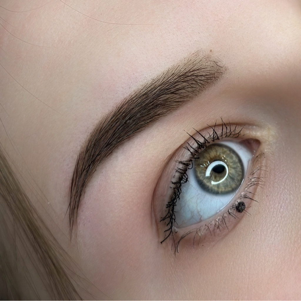 Окрашивание хной + коррекция