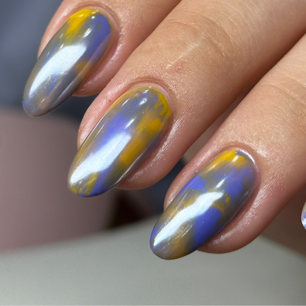 Маникюр + дизайн «Втирка»