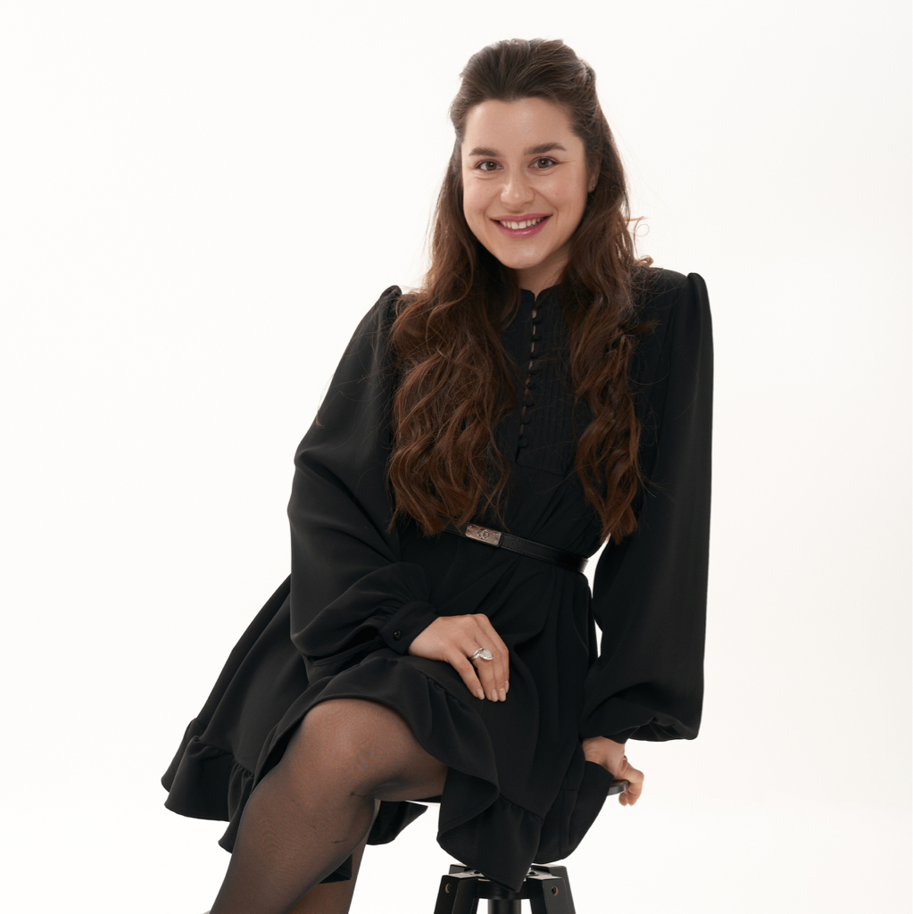 Алина