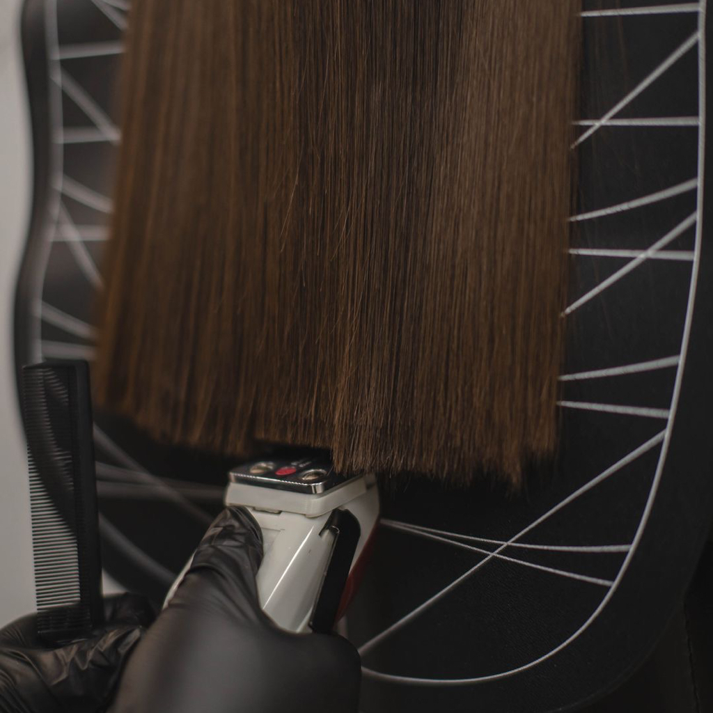 Оформление среза волос