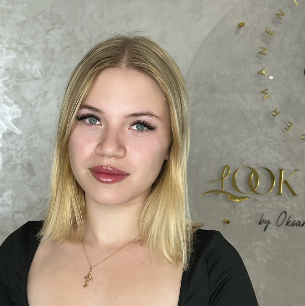 Наращивание ресниц 3Д