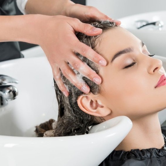 Мытье волос - длинные и (или) густые волосы