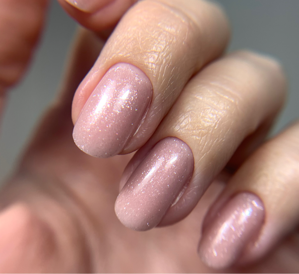 Manicure with gel