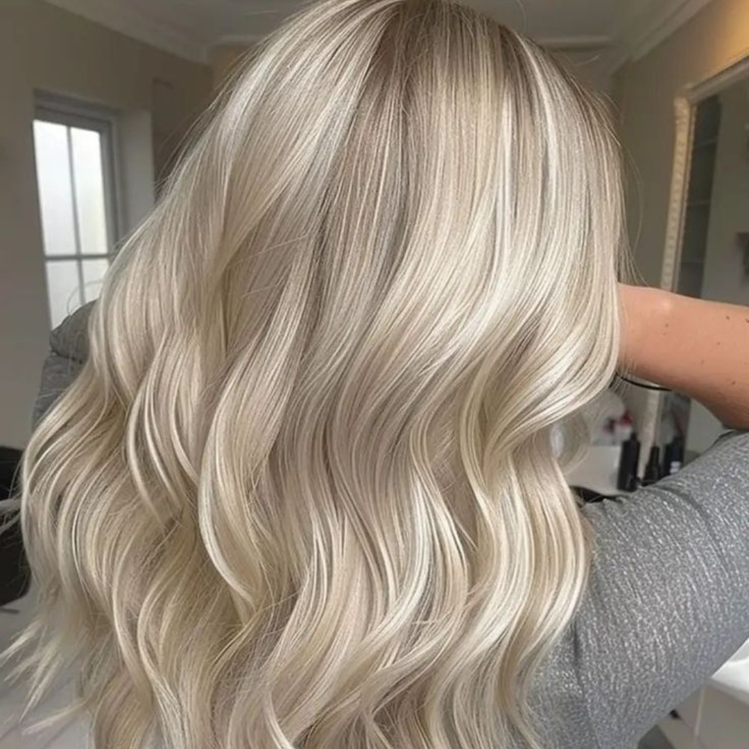 Total Blonde блондирование на марке Loreal (короткие)