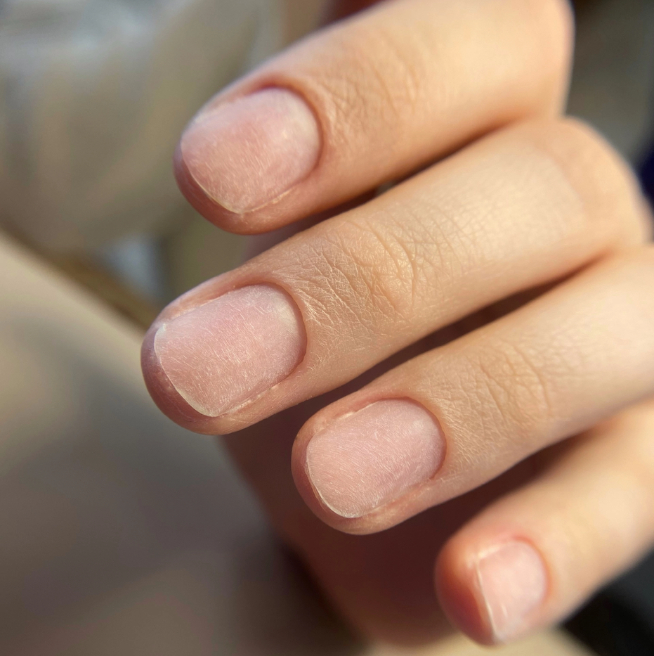 Аппаратный маникюр