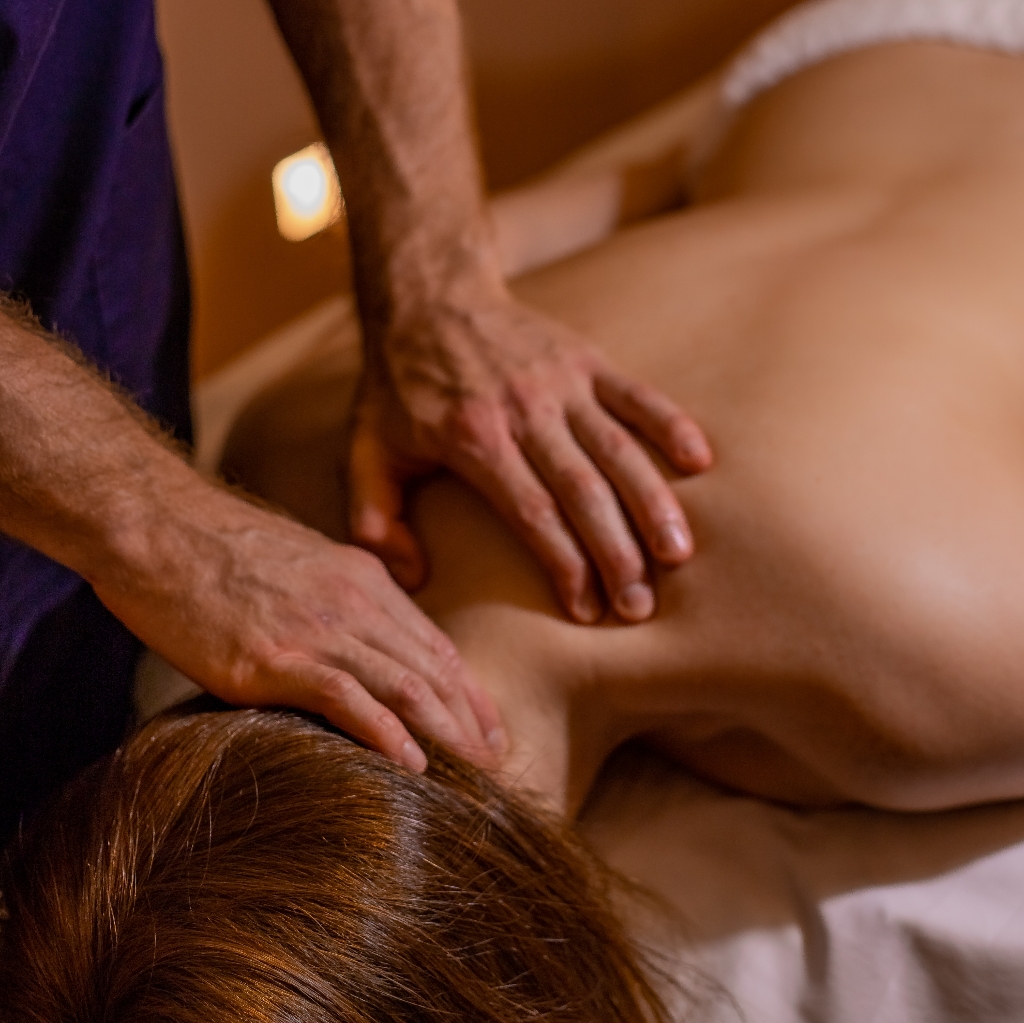 МАССАЖ ШЕЙНО-ВОРОТНИКОВОЙ ЗОНЫ И ГОЛОВЫ 30 МИНУТ / HEAD AND NECK ZONE MASSAGE 30 MIN