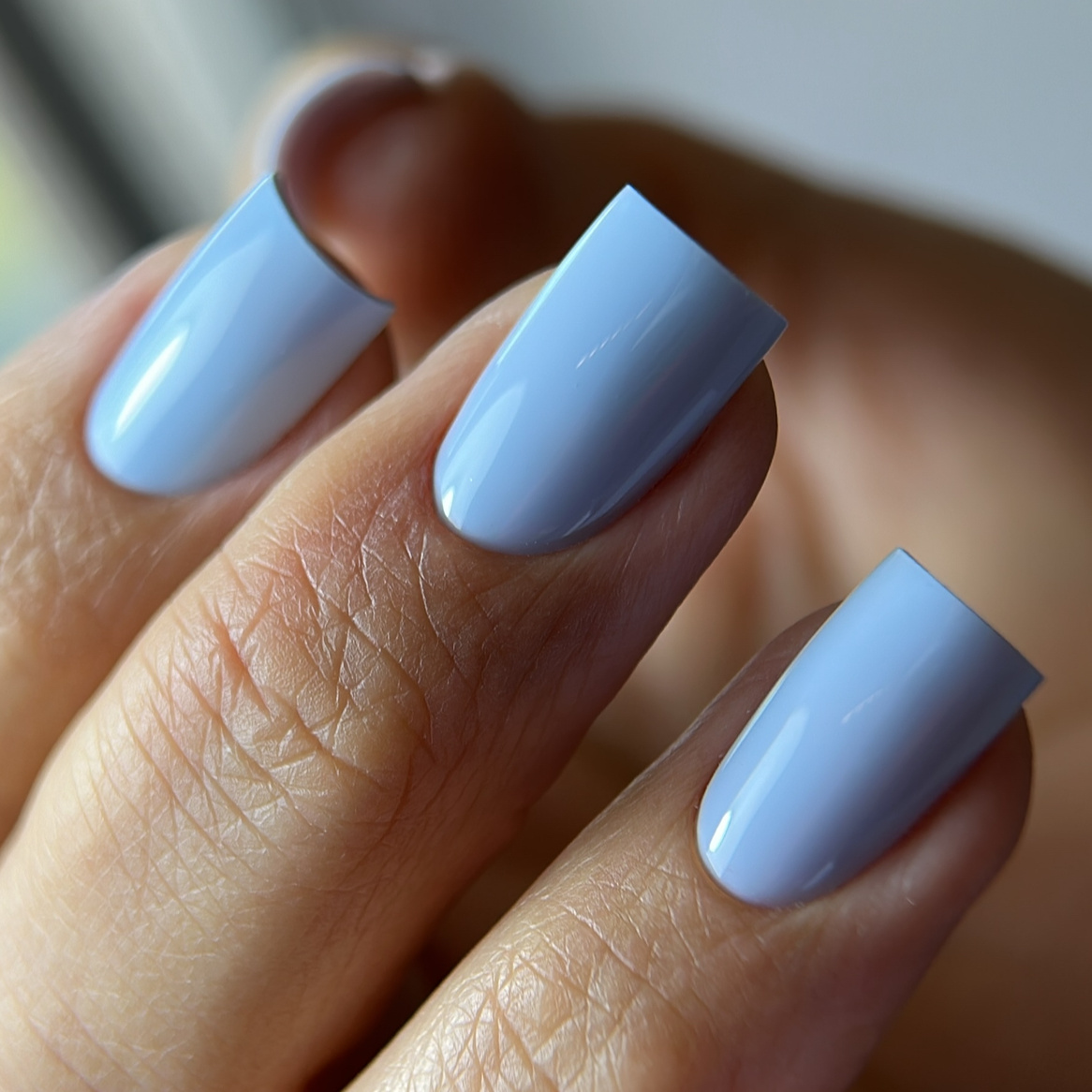 Маникюр с укреплением и покрытием