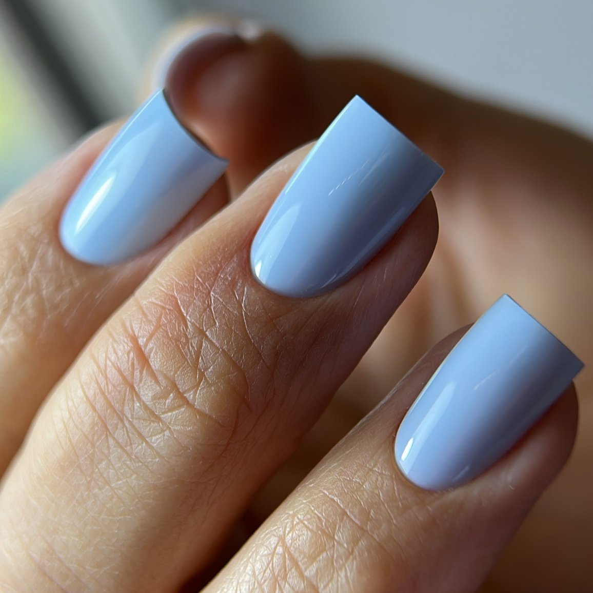 Маникюр с укреплением и покрытием