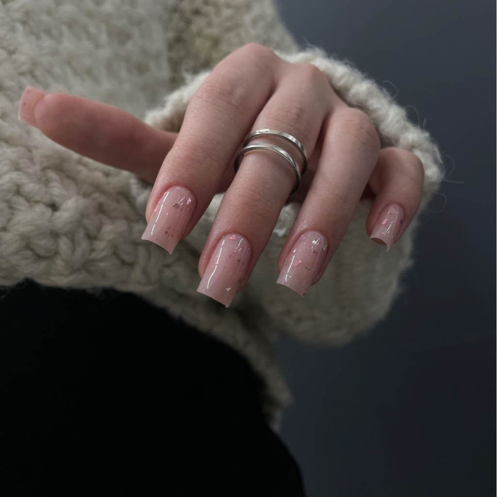 Маникюр с покрытием однотон короткие ногти