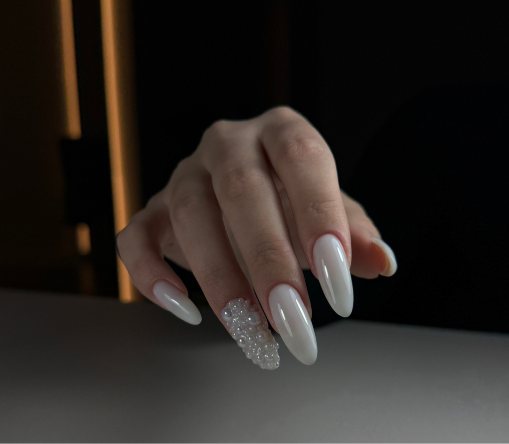 Маникюр с покрытием гель лак