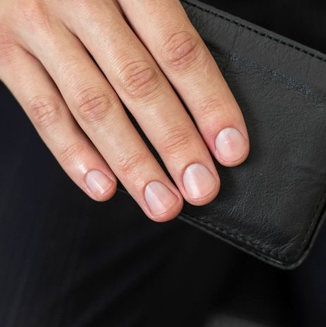 Мужской маникюр без покрытия