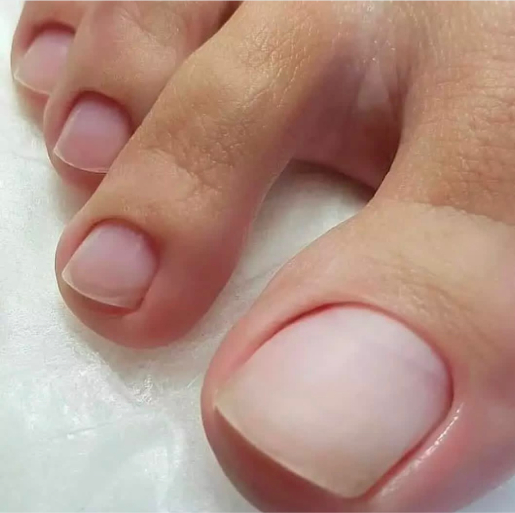 Педикюр без покрытия