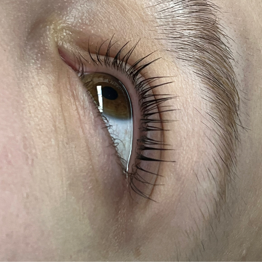 Ламинирование ресниц