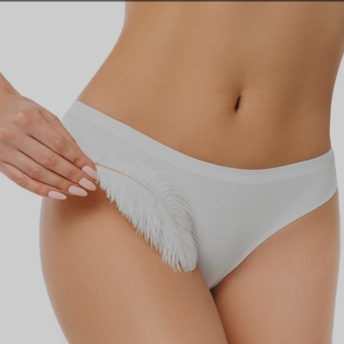 Глубокое бикини