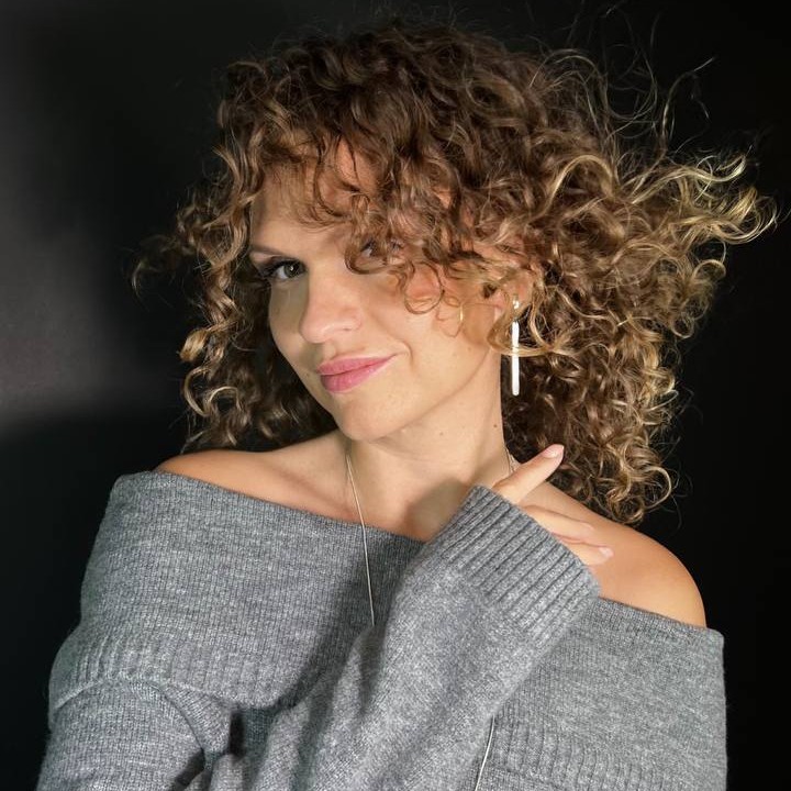 Женская биозавивка + стрижка! Средняя длина волос!