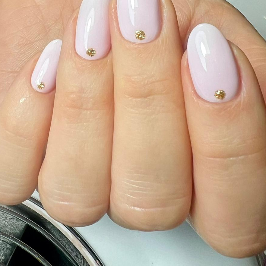 Manicure + Pedicure Gel / Chanel / Manucurist Polish