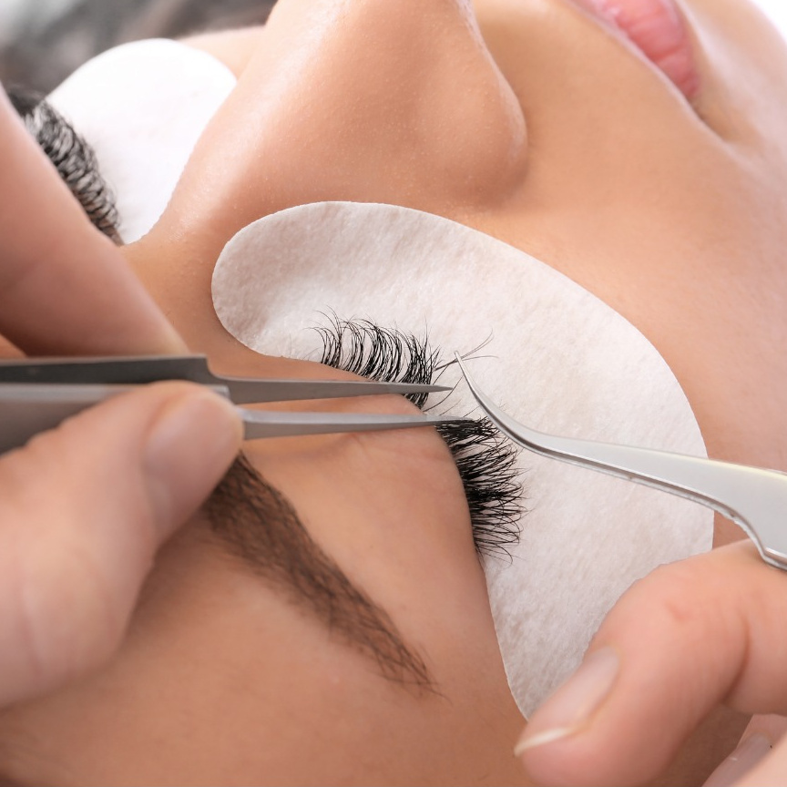 Eyelash Infills – 2 Weeks Post Original Application