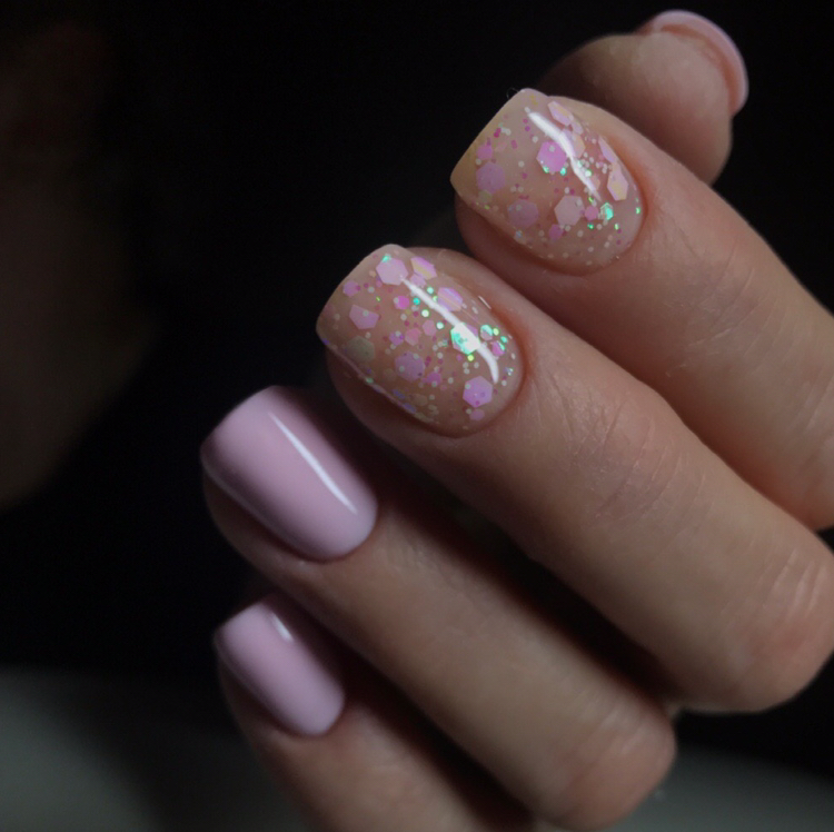 Маникюр с покрытием гель-лак