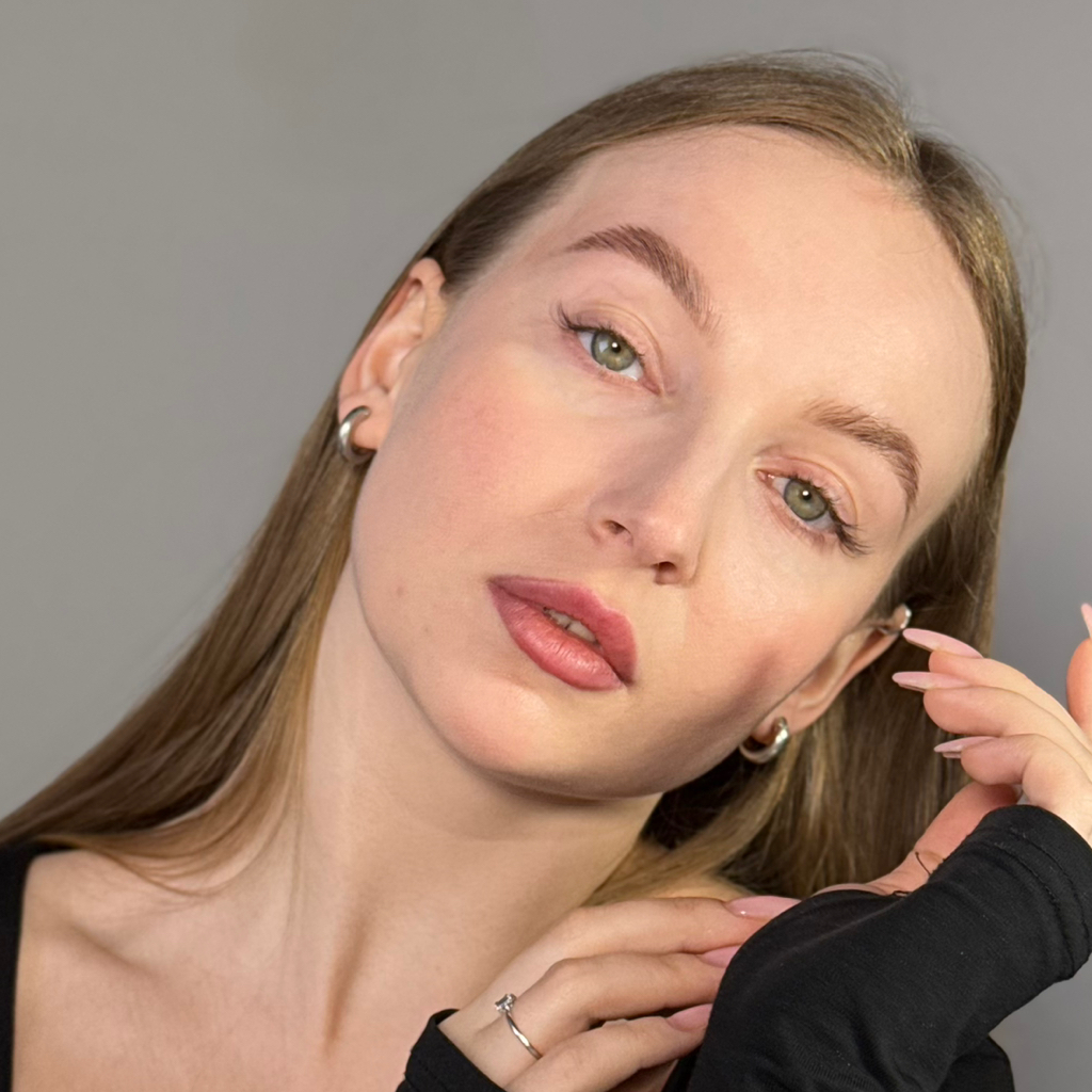 Долговременная укладка с коррекцией и окрашиванием