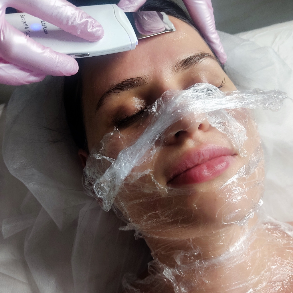 Ультразвуковая чистка лица