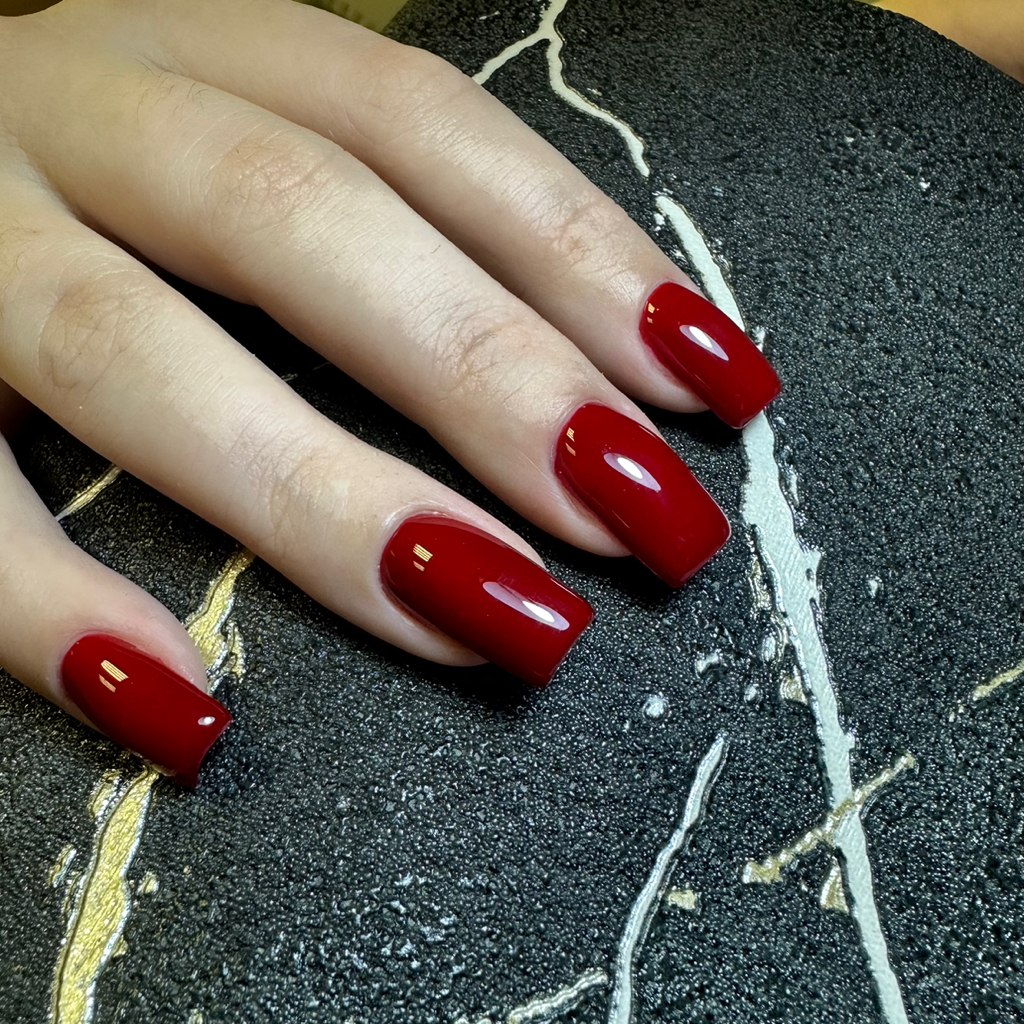 Наращивание ногтей