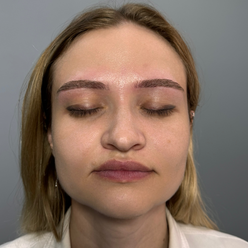 Коррекция/прореживание бровей (пинцет, нить, воск)