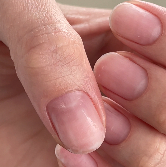 Маникюр без покрытия