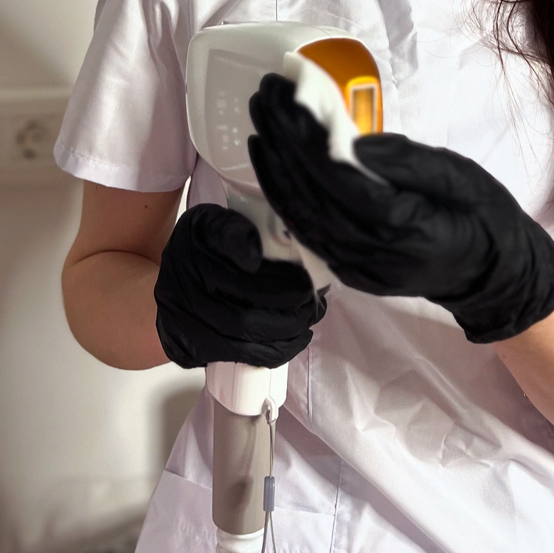 Лазерная эпиляция комплекс PREMIUM  (подмышечные впадины + голени + глубокое бикини)