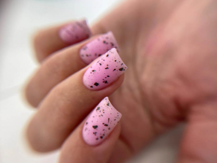 Маникюр + укрепление и покрытие гелем