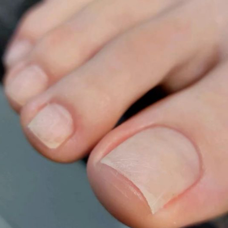 Педикюр без покрытия