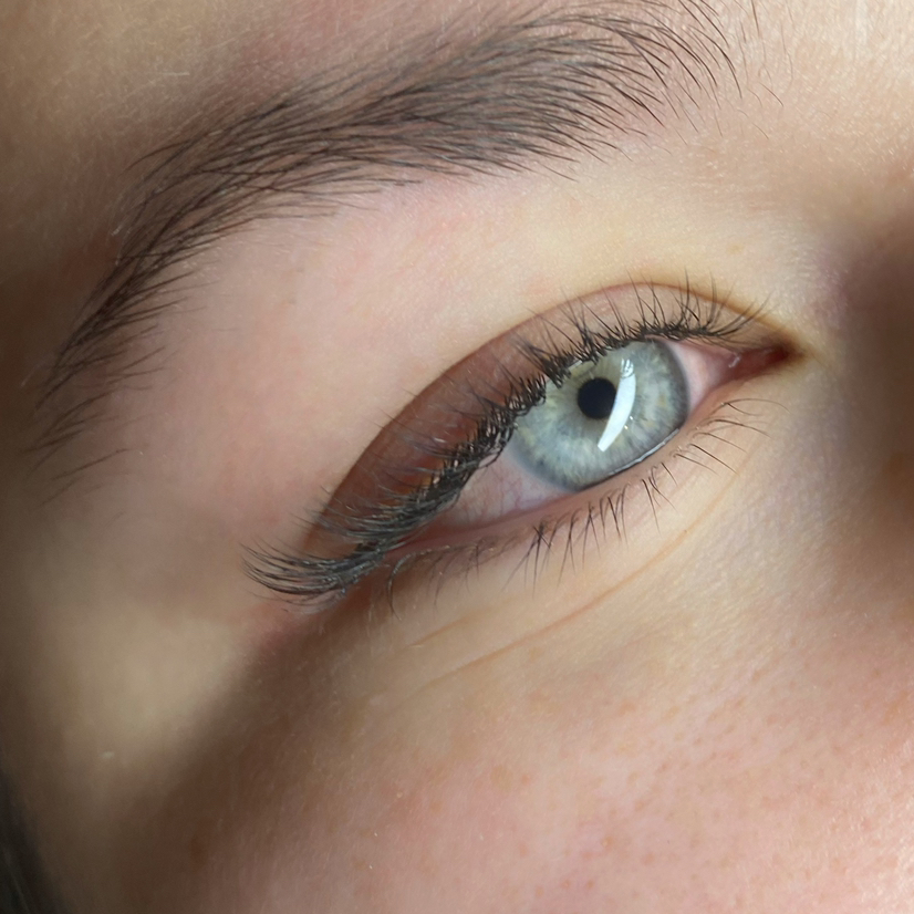 Наращивание ресниц 1D/1,5D