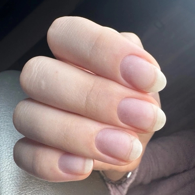 Маникюр (без снятия и покрытия)
