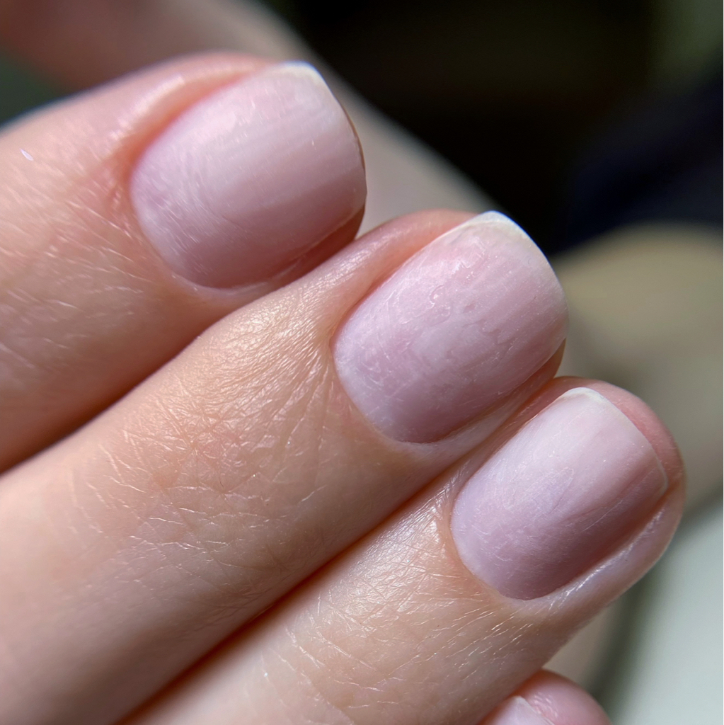 Маникюр без покрытия