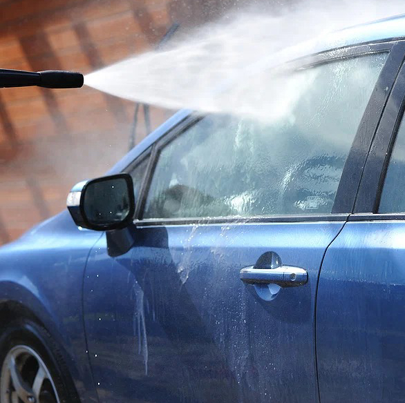 Мойка без сушки и пены, без ковров, без ковров (внедорожник )