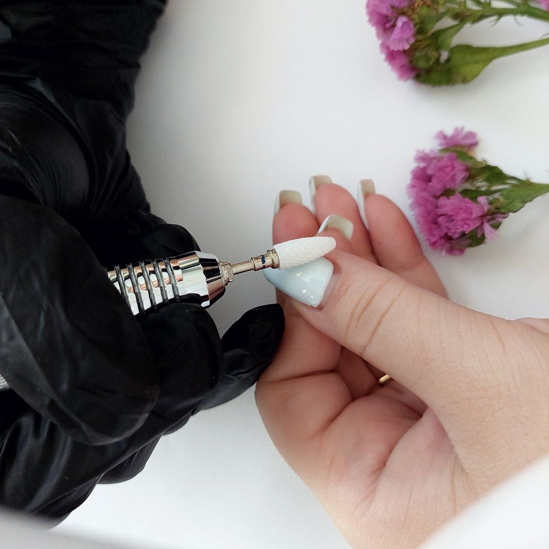 Снятие гель-лака