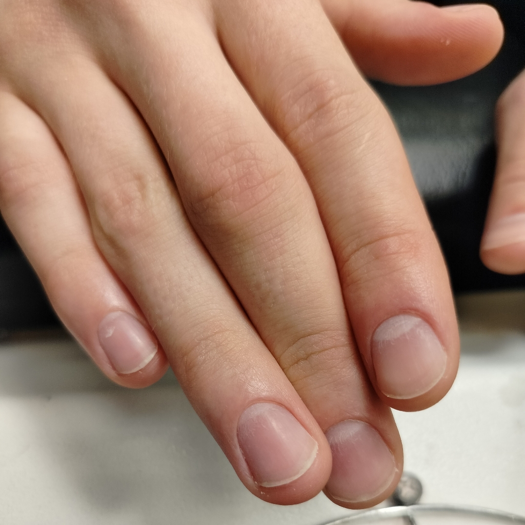 Мужской маникюр