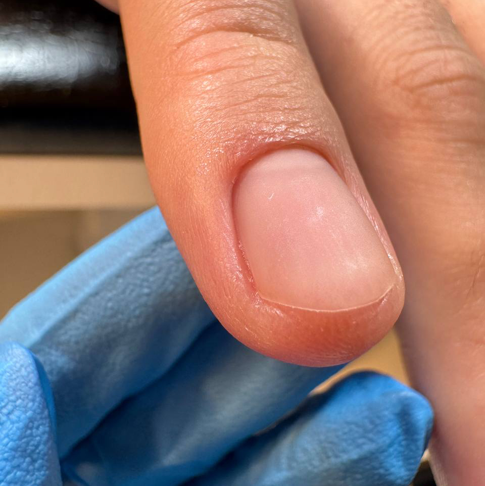 Маникюр без покрытия