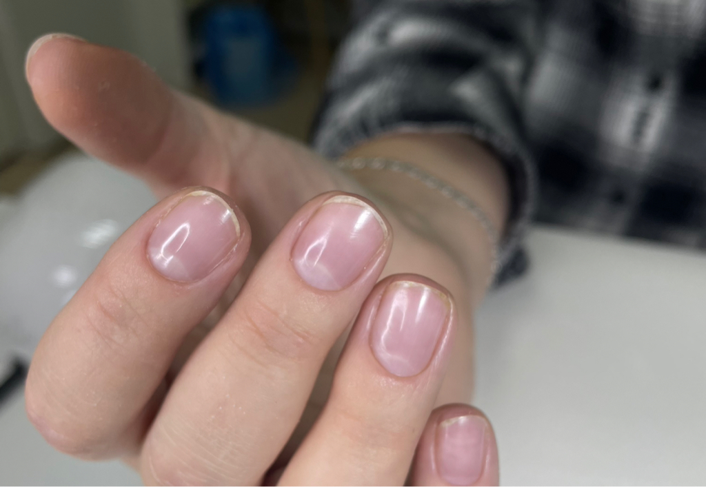 Маникюр без покрытия