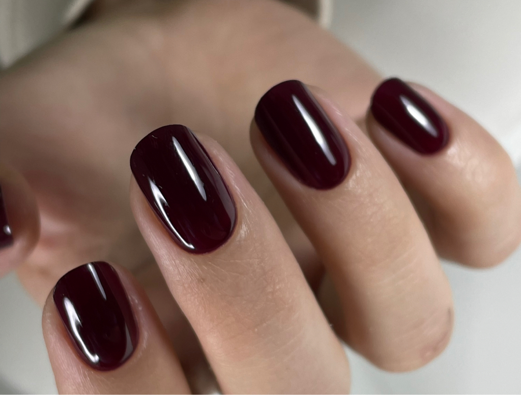 Маникюр с покрытием гель лак